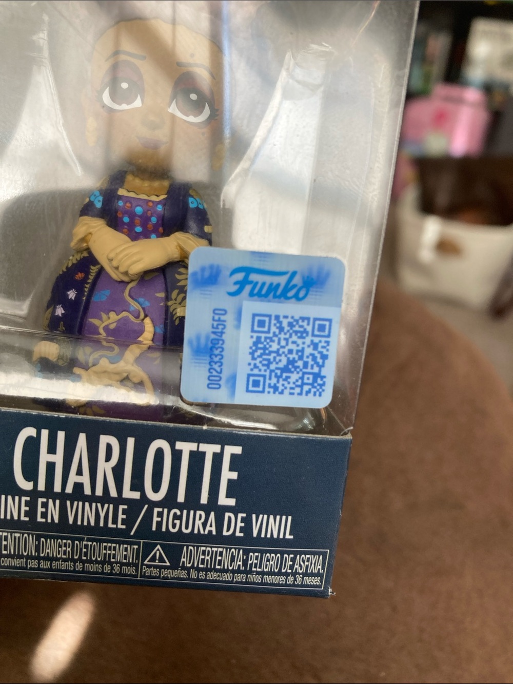 Funko Bridgerton Queen Charlotte Netflix Vinyl Figure - Purple & Gold - Picture 9 of 13
